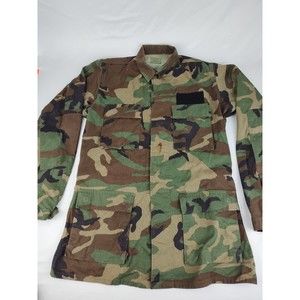 US Military Woodland Camo 8415-01-134-3171 Combat Coat - Size Small/X-Long